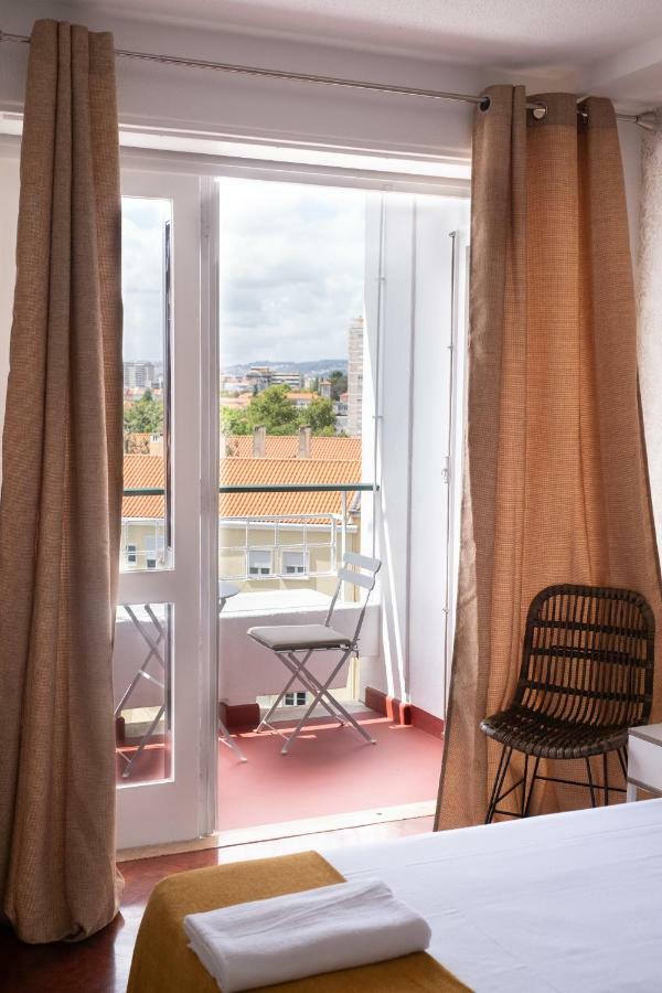 4U Lisbon Suites & Guesthouse VII Airport Bagian luar foto