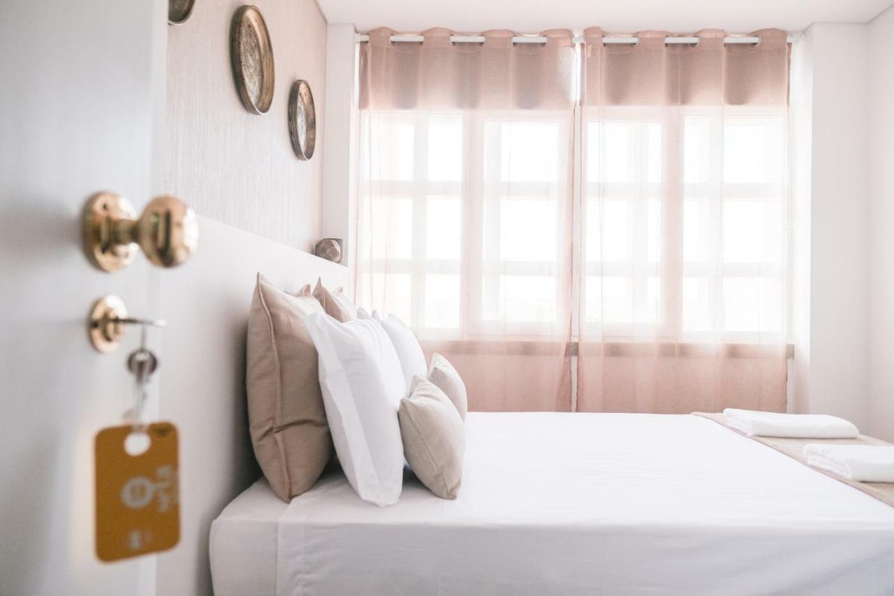 4U Lisbon Suites & Guesthouse VII Airport Bagian luar foto