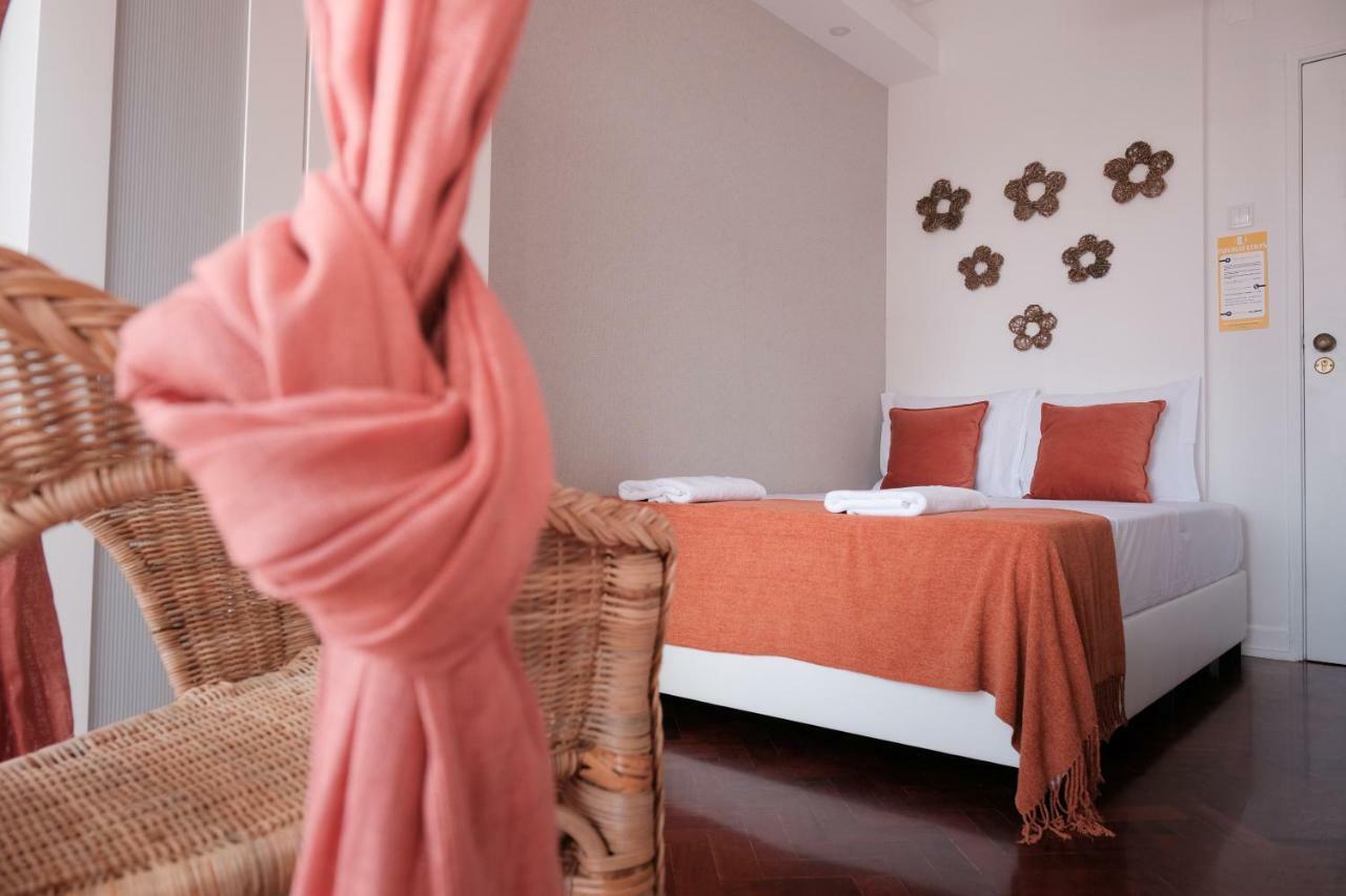 4U Lisbon Suites & Guesthouse VII Airport Bagian luar foto