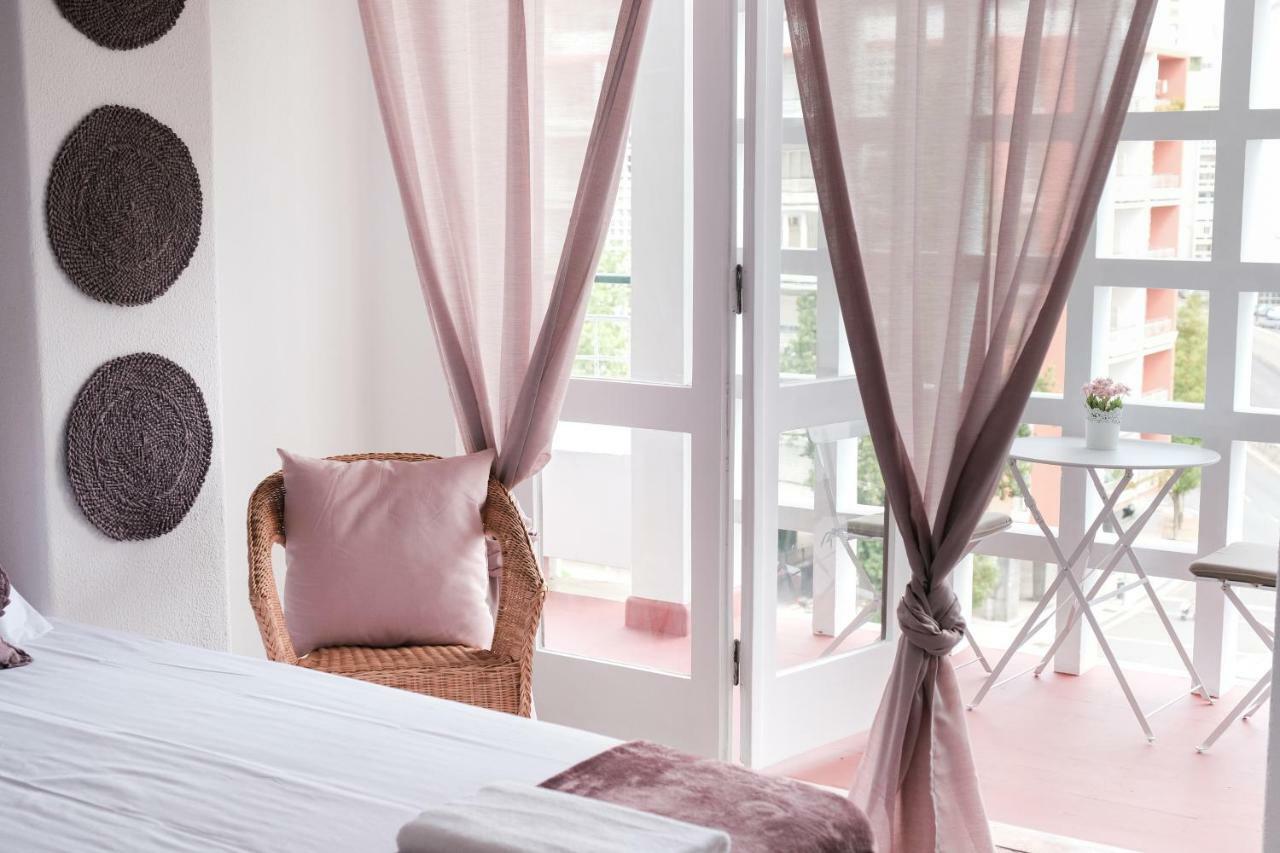 4U Lisbon Suites & Guesthouse VII Airport Bagian luar foto
